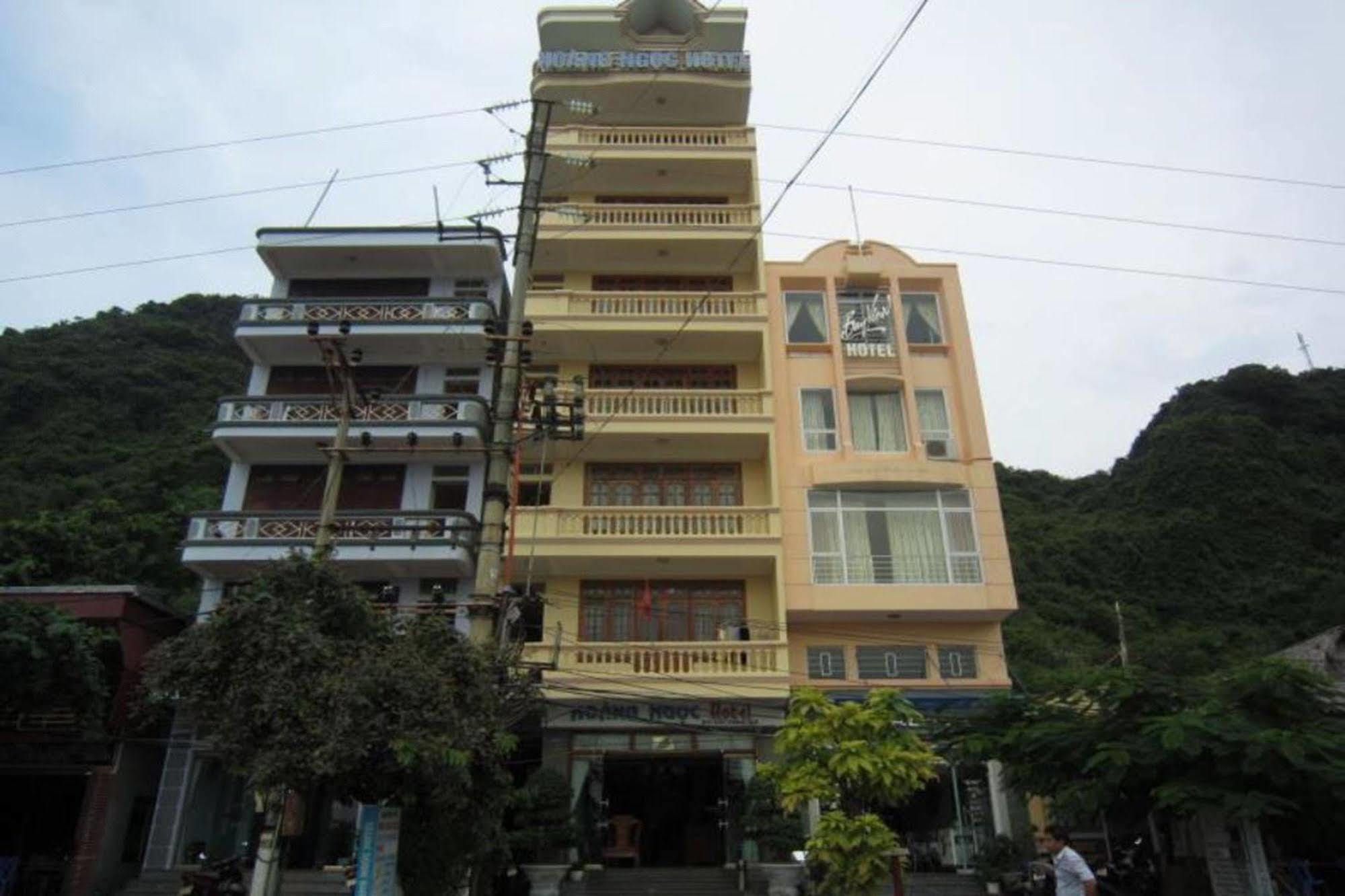 Hoang Ngoc Hotel Dong Khe Sau エクステリア 写真
