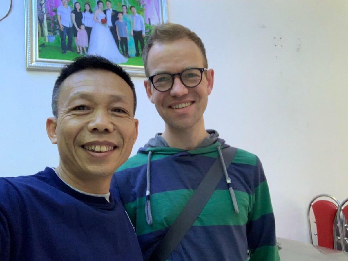 Hoang Ngoc Hotel Dong Khe Sau エクステリア 写真
