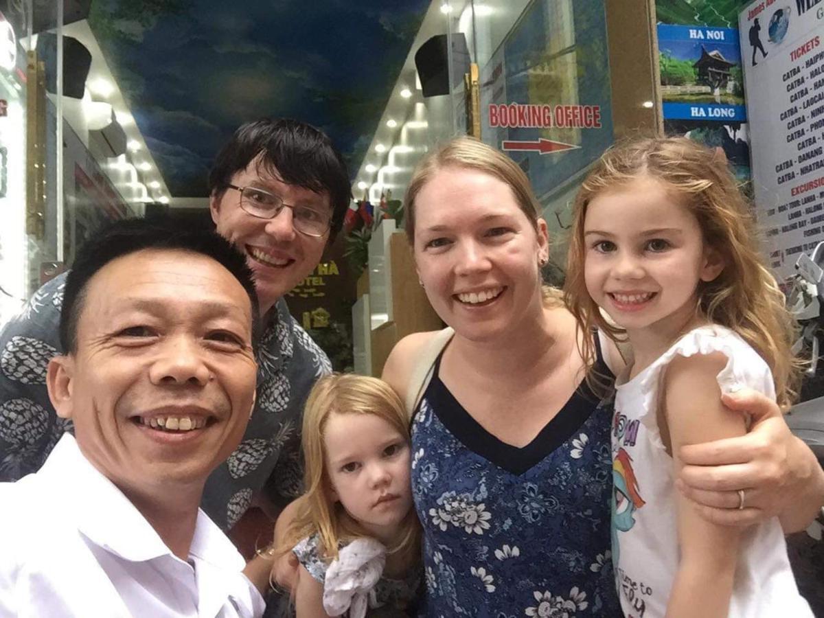 Hoang Ngoc Hotel Dong Khe Sau エクステリア 写真