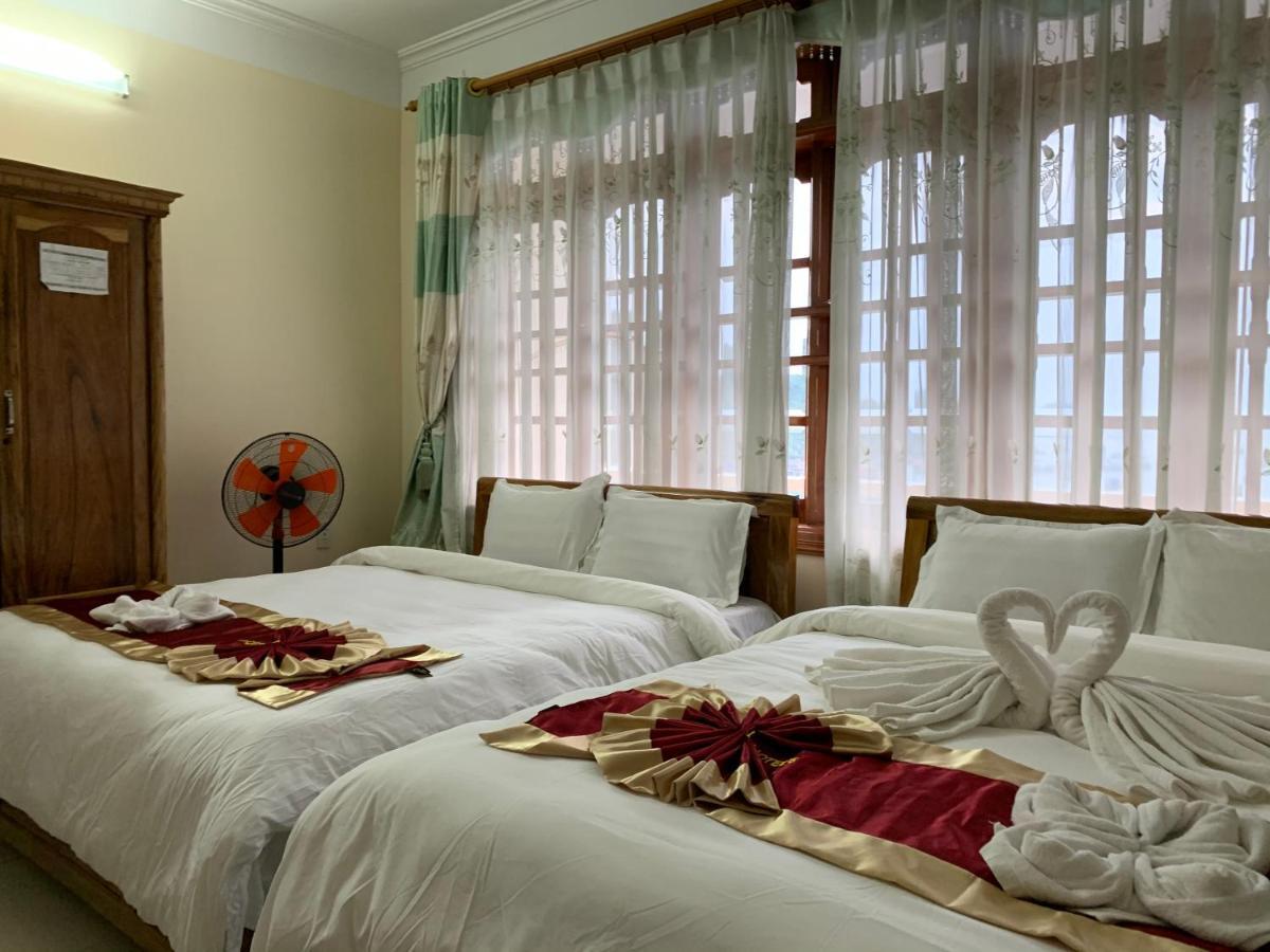 Hoang Ngoc Hotel Dong Khe Sau エクステリア 写真
